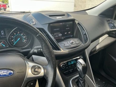 Used 2014 Ford Escape SE w/ Equipment Group 201A FWD image 22