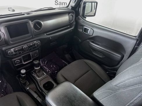 Used 2023 Jeep Gladiator Sport AWD/4WD image 21