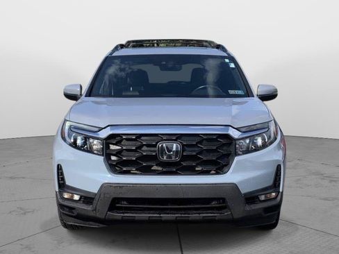 Certified 2025 Honda Passport EX-L image 8