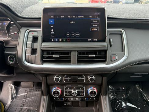 Used 2021 GMC Yukon AT4 w/ AT4 Premium Package AWD/4WD image 36