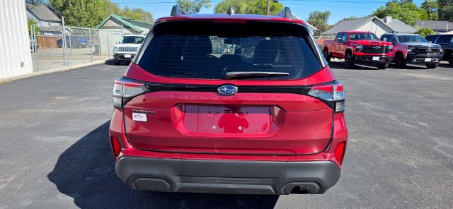 Used 2025 Subaru Forester Premium w/ Convenience Package #1 AWD/4WD image 5