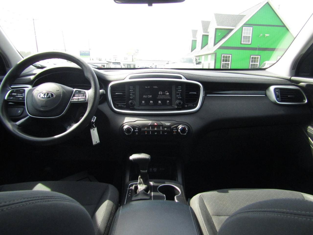 Used 2020 Kia Sorento L FWD image 13