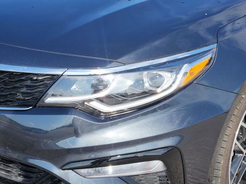 Used 2020 Kia Optima SE FWD image 3