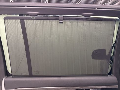 Used 2024 Jeep Wagoneer Series II w/ Convenience Group I AWD/4WD image 11