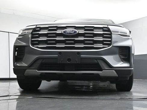 Certified 2025 Ford Explorer Active AWD/4WD image 31