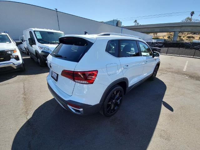 Used 2023 Volkswagen Taos SE w/ Black Wheel Package FWD image 8