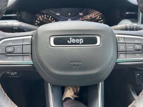 Used 2022 Jeep Compass Limited AWD/4WD image 16