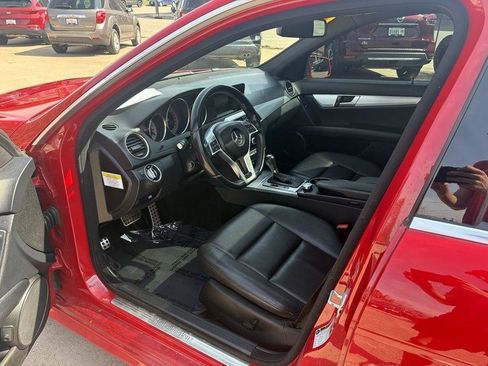 Used 2014 Mercedes-Benz C 300 4MATIC Sedan image 12