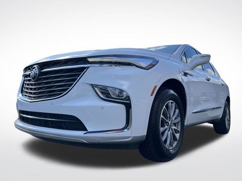 Used 2023 Buick Enclave Essence FWD image 69