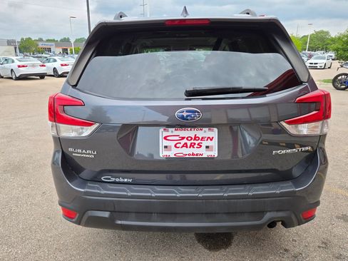 Used 2022 Subaru Forester Premium AWD/4WD image 5