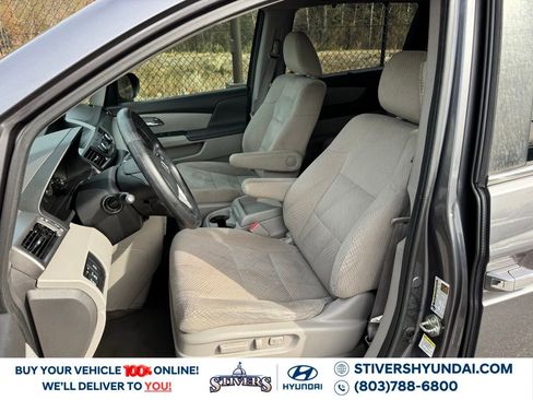 Used 2016 Honda Odyssey SE image 17