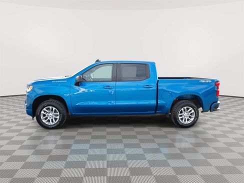 Used 2022 Chevrolet Silverado 1500 RST AWD/4WD image 9