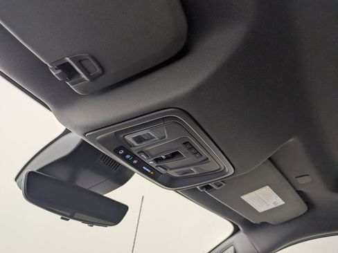 Used 2024 Chevrolet Silverado 3500 LTZ w/ LTZ Texas Edition image 18