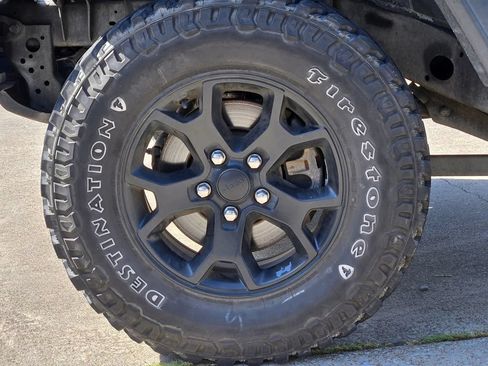 Used 2020 Jeep Wrangler Unlimited Sport AWD/4WD image 12