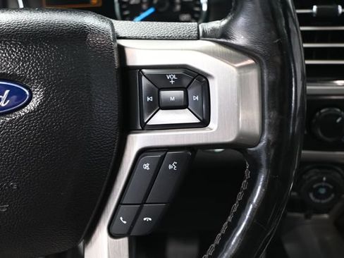 Used 2017 Ford F150 Platinum w/ Equipment Group 701A Luxury AWD/4WD image 27
