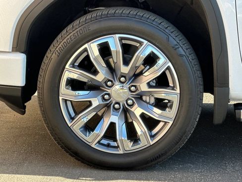 Certified 2026 GMC Sierra 1500 Denali AWD/4WD image 26