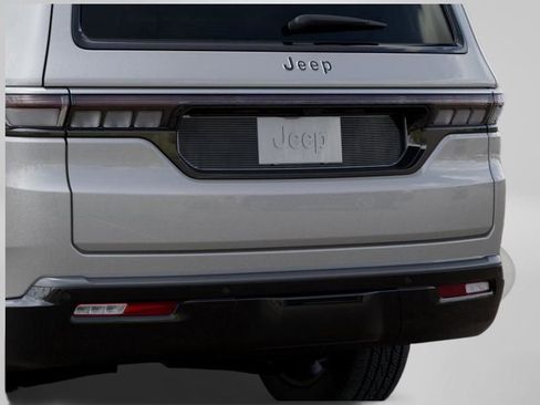 New 2026 Jeep Grand Wagoneer 2WD image 13