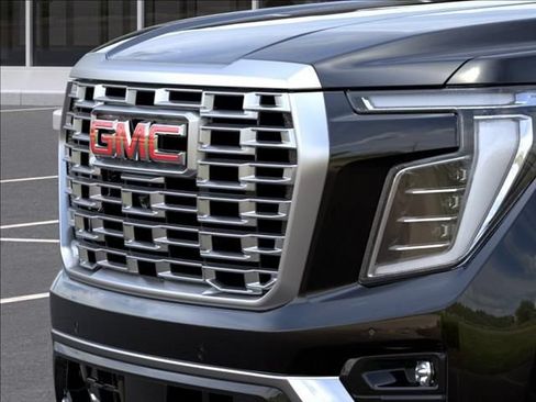 New 2026 GMC Yukon Denali RWD image 13