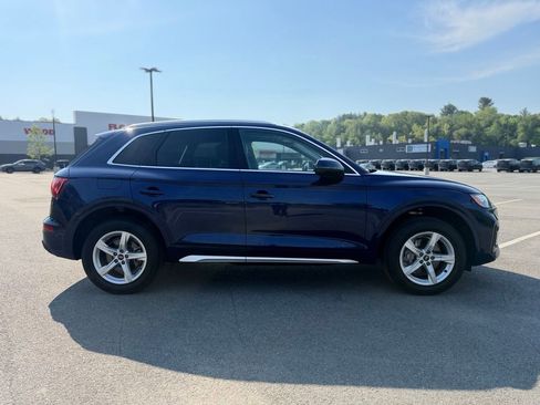 Used 2023 Audi Q5 2.0T Premium w/ Convenience Package AWD/4WD image 8
