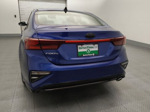 Used 2019 Kia Forte LXS FWD image 6