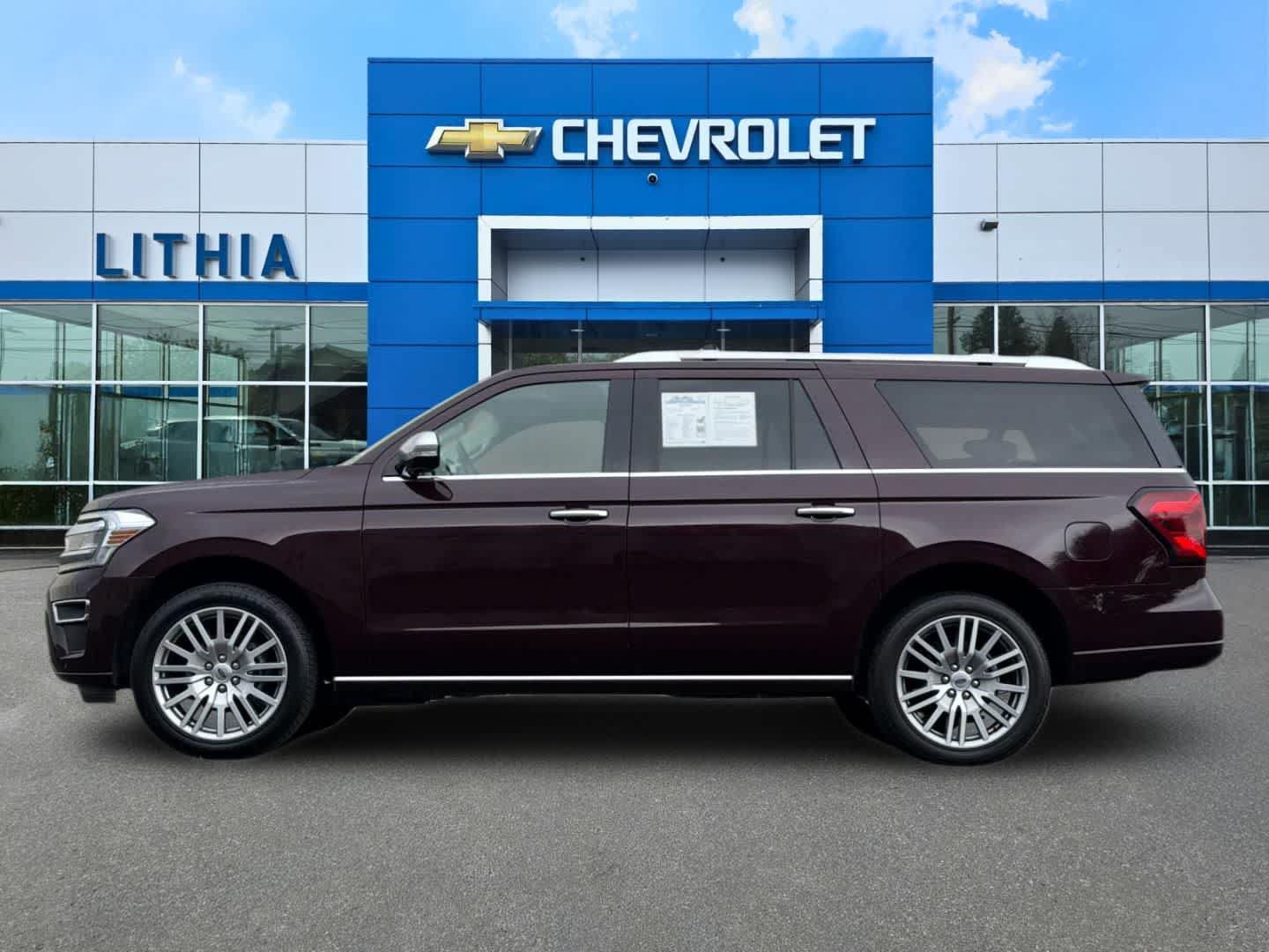 Used 2023 Ford Expedition Max Platinum AWD/4WD image 5