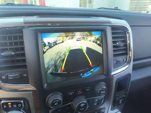 Used 2018 RAM 1500 Laramie w/ Convenience Group image 17