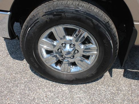Used 2012 Ford F150 XLT w/ XTR Pkg image 55
