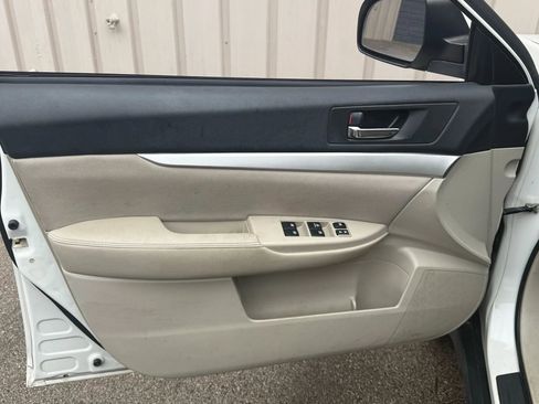 Used 2013 Subaru Outback 2.5i Premium image 15