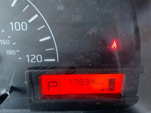 Used 2020 Nissan NV200 SV w/ Sliding Glass Door Package image 12