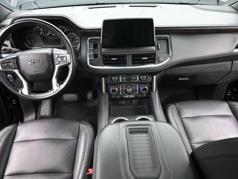 Used 2021 Chevrolet Tahoe Z71 w/ Z71 Signature Package AWD/4WD image 12