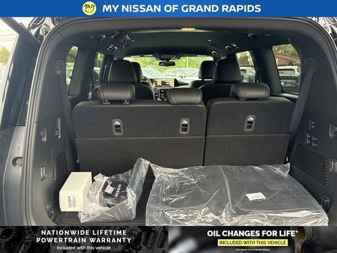 New 2026 Nissan Armada PRO-4X w/ Captain's Chari Seat Package AWD/4WD image 34