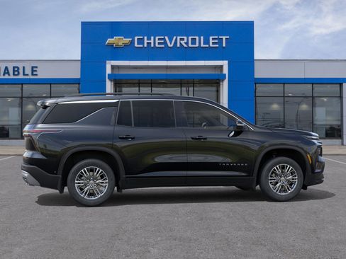 New 2026 Chevrolet Traverse LT w/ Driver Confidence Package image 5