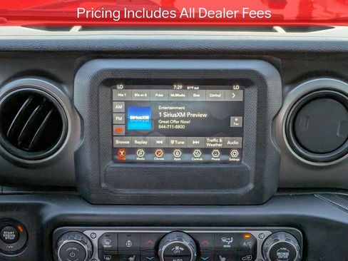 Used 2018 Jeep Wrangler Unlimited Sport S AWD/4WD image 18