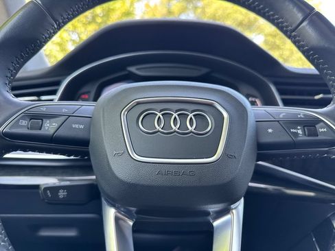 Used 2020 Audi Q8 Premium Plus w/ Premium Plus Package AWD/4WD image 31