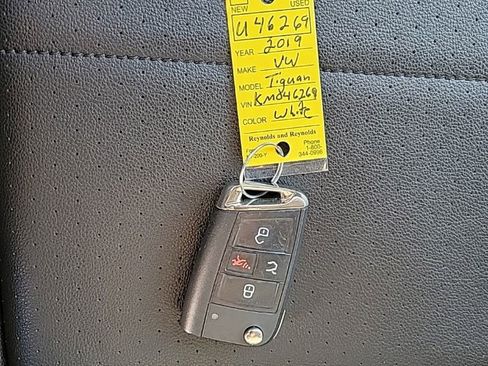 Used 2019 Volkswagen Tiguan SE w/ 3rd Row Seat Package image 36
