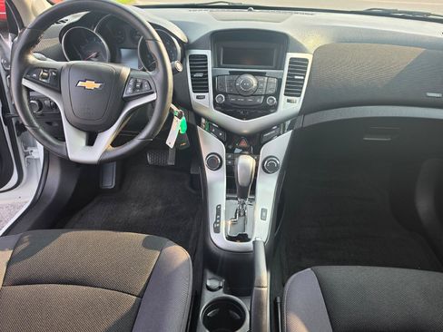Used 2014 Chevrolet Cruze LT w/ All-Star Edition FWD image 14