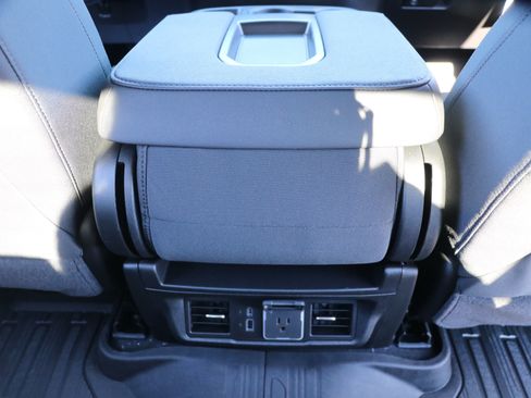 New 2026 GMC Sierra 1500 Elevation w/ LPO, Elevation Black Package image 31