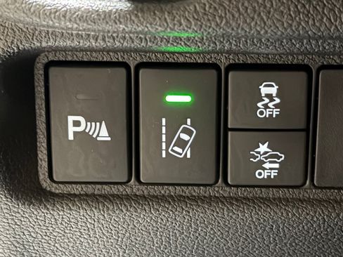 Used 2017 Honda Pilot Touring image 33