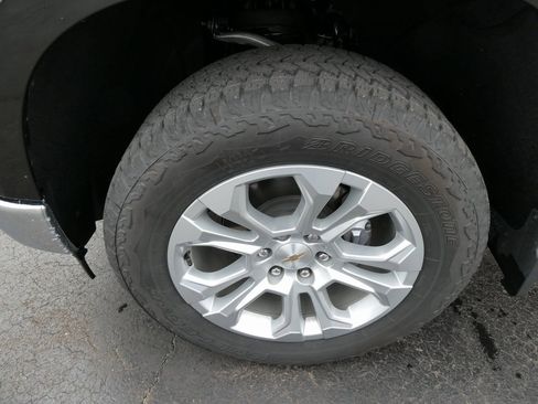 Certified 2025 Chevrolet Silverado 1500 LTZ w/ LTZ Premium Package image 12