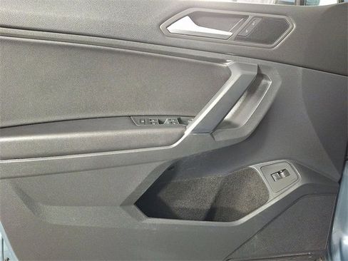 Used 2020 Volkswagen Tiguan SEL w/ 3rd Row Seat Package image 14