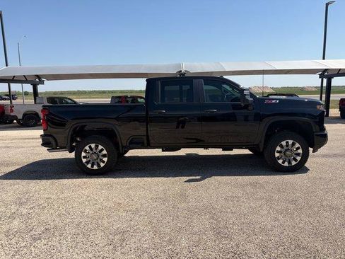 Used 2026 Chevrolet Silverado 2500 Custom w/ Custom Convenience Package AWD/4WD image 4
