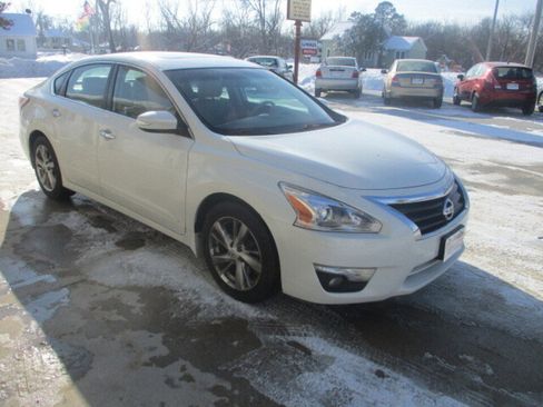 Used 2015 Nissan Altima 2.5 SL w/ Technology Package image 18