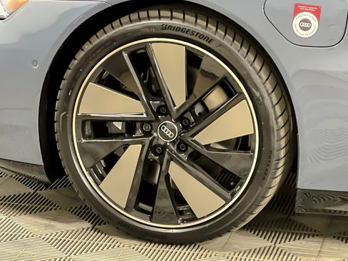 New 2026 Audi S e-tron GT Premium Plus image 24