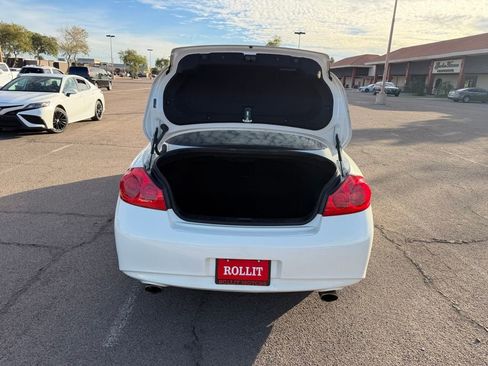 Used 2015 INFINITI Q40 w/ Navigation Package image 12