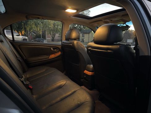 Used 2002 INFINITI I35 image 8