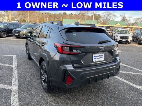 Used 2024 Subaru Crosstrek 2.0i Premium image 5