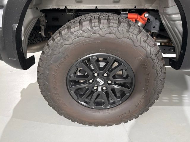 Used 2025 Ford F150 Raptor AWD/4WD image 9
