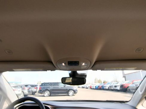 Used 2024 Chrysler Voyager LX FWD image 16