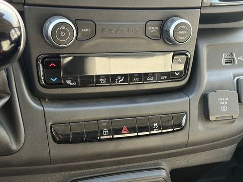 Used 2024 RAM ProMaster 3500 w/ Power Group image 20