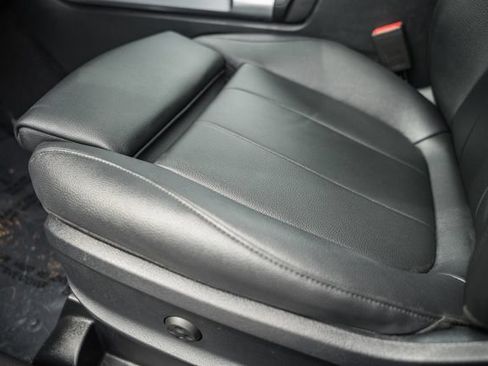 Certified 2023 Mercedes-Benz GLB 250 4MATIC image 35